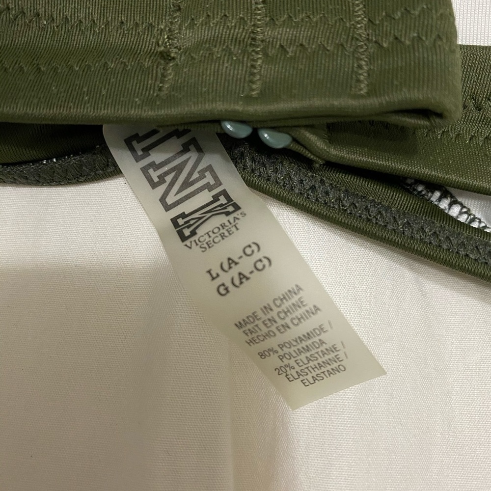 Women’s PINK by VS swim top